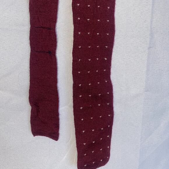 Private Club Heart Design 100% WOOL tie - Picture 4 of 4